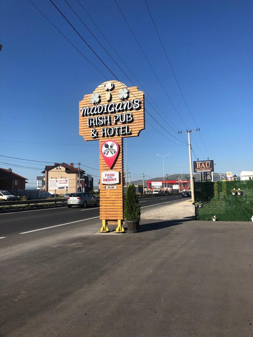 Madigan'S Hotel Kosovo Polje Екстер'єр фото